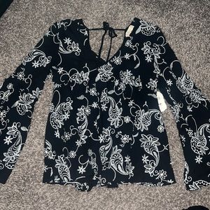 Ada Altar’s State Top